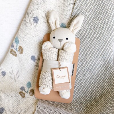 Avery Organic Baby Lovey Blanket (Ollie The Bunny)