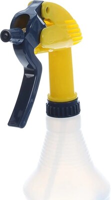 Rubbermaid Commercial 32 oz Trigger Spray Bottle Suitable For